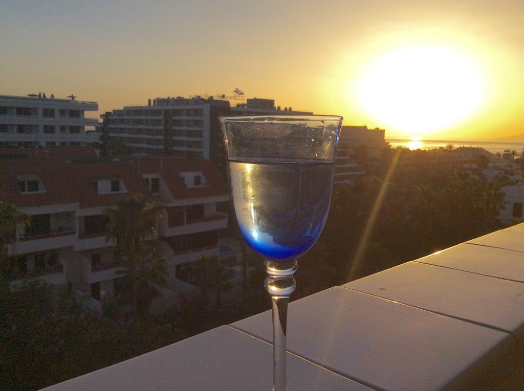 Apartment With Terrace In Playa De Las Americas 외부 사진