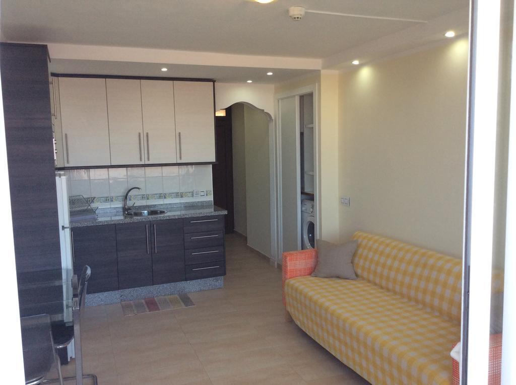 Apartment With Terrace In Playa De Las Americas 외부 사진