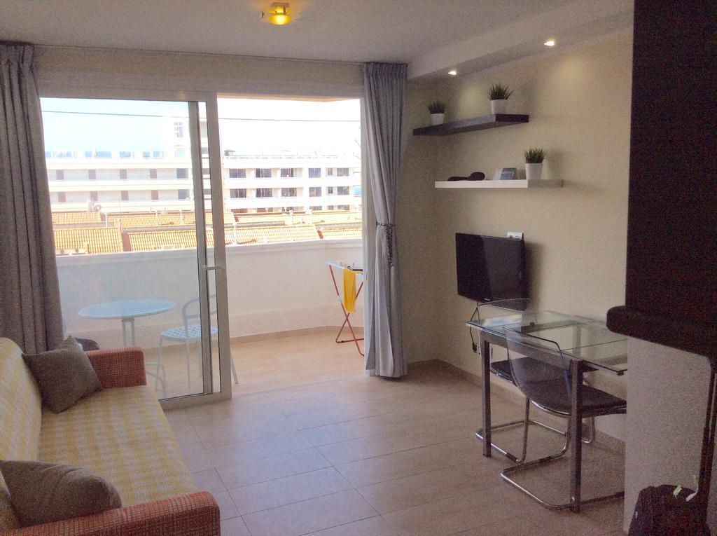 Apartment With Terrace In Playa De Las Americas 외부 사진