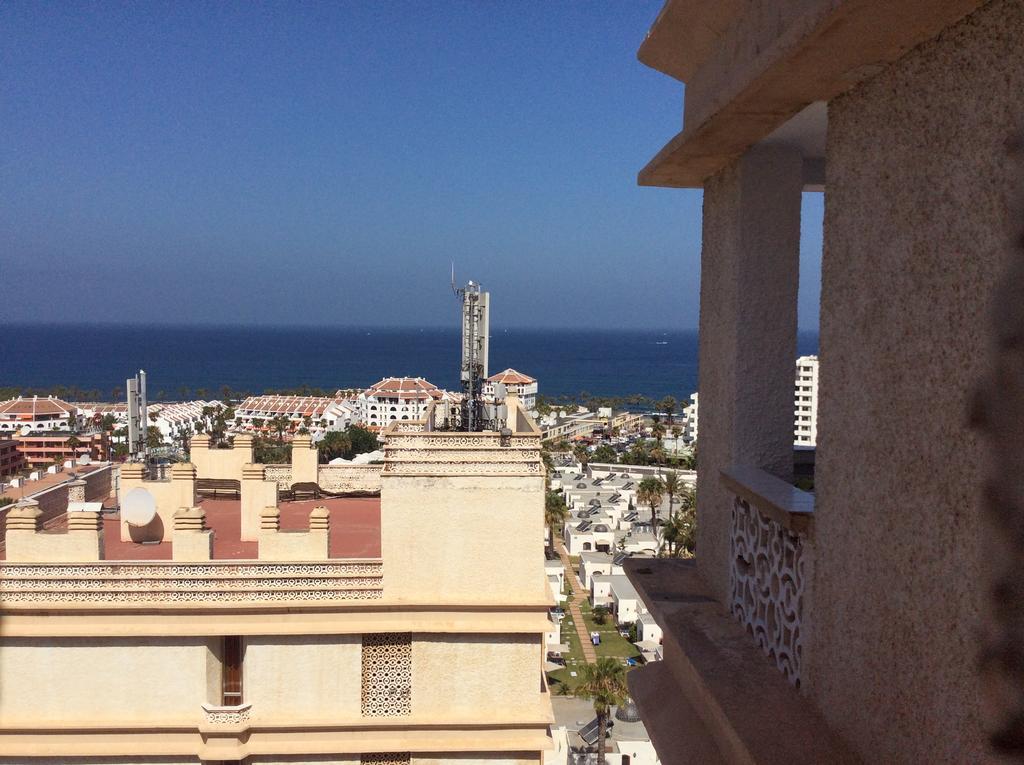 Apartment With Terrace In Playa De Las Americas 외부 사진