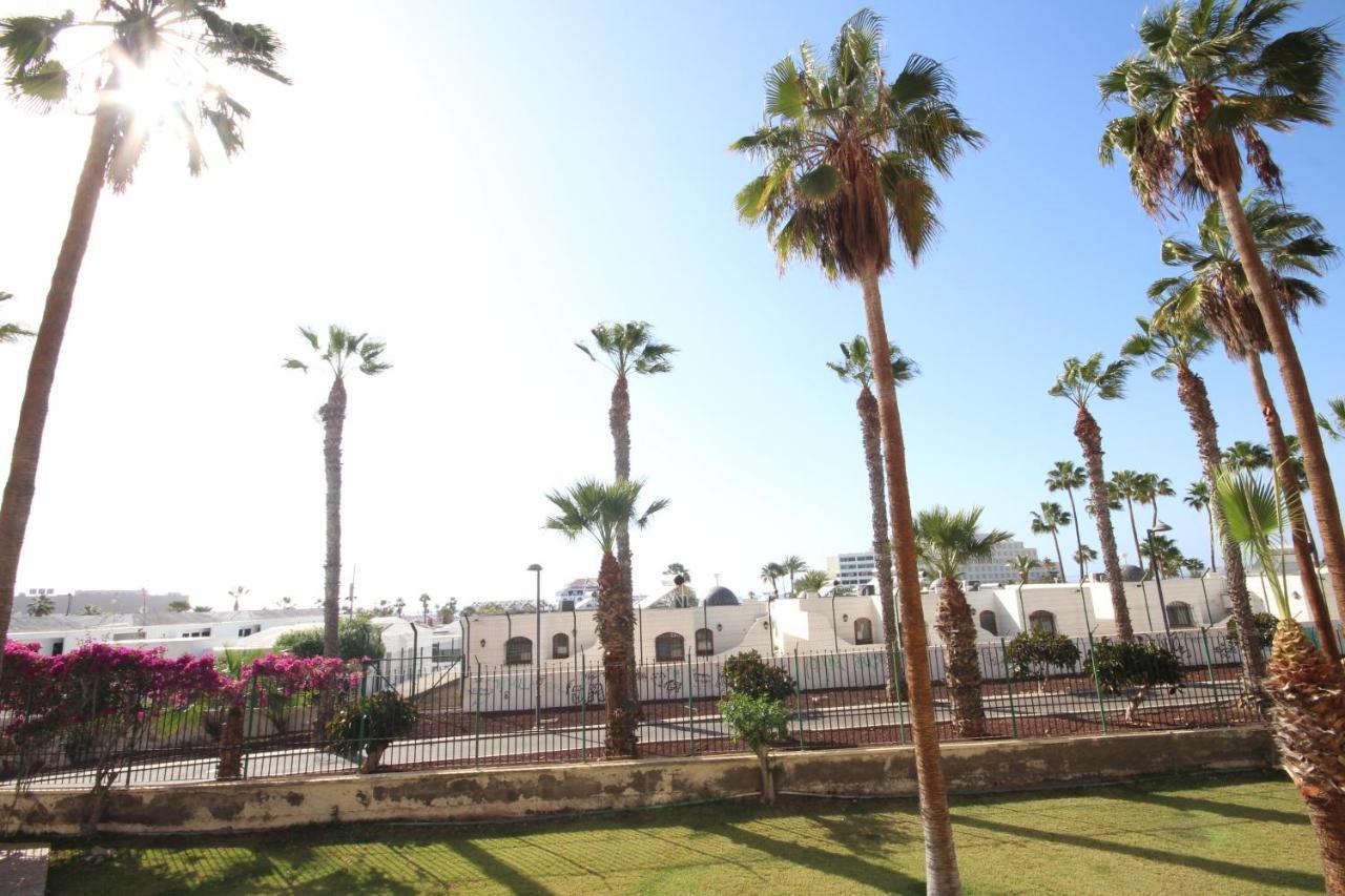 Apartment With Terrace In Playa De Las Americas 외부 사진